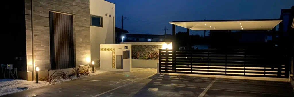 外構 デザイン 設計 ポイント 水はけ 勾配 メンテナンス 照明 フェンス 後悔 失敗